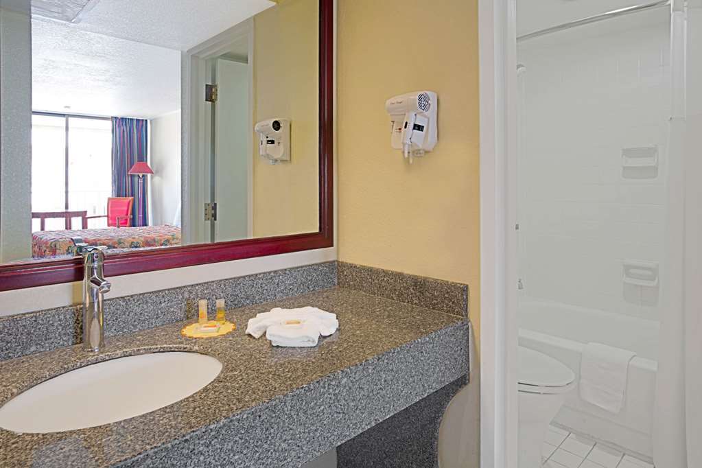 Days Inn & Suites By Wyndham Clermont Szoba fotó