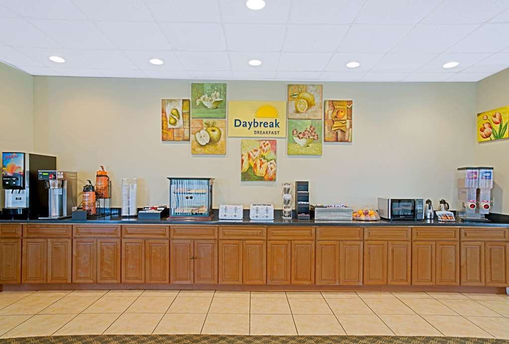 Days Inn & Suites By Wyndham Clermont Létesítmények fotó