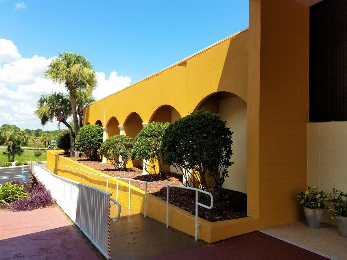 Days Inn & Suites By Wyndham Clermont Kültér fotó