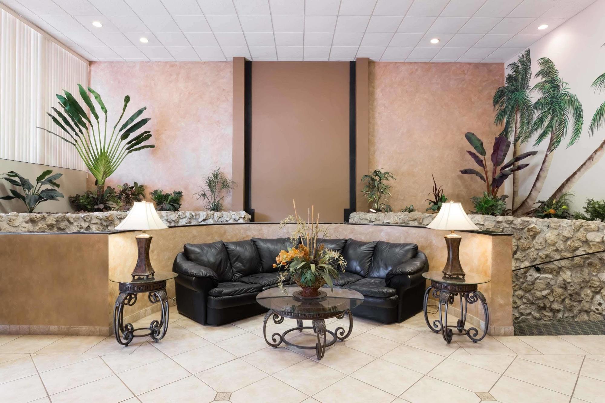 Days Inn & Suites By Wyndham Clermont Kültér fotó