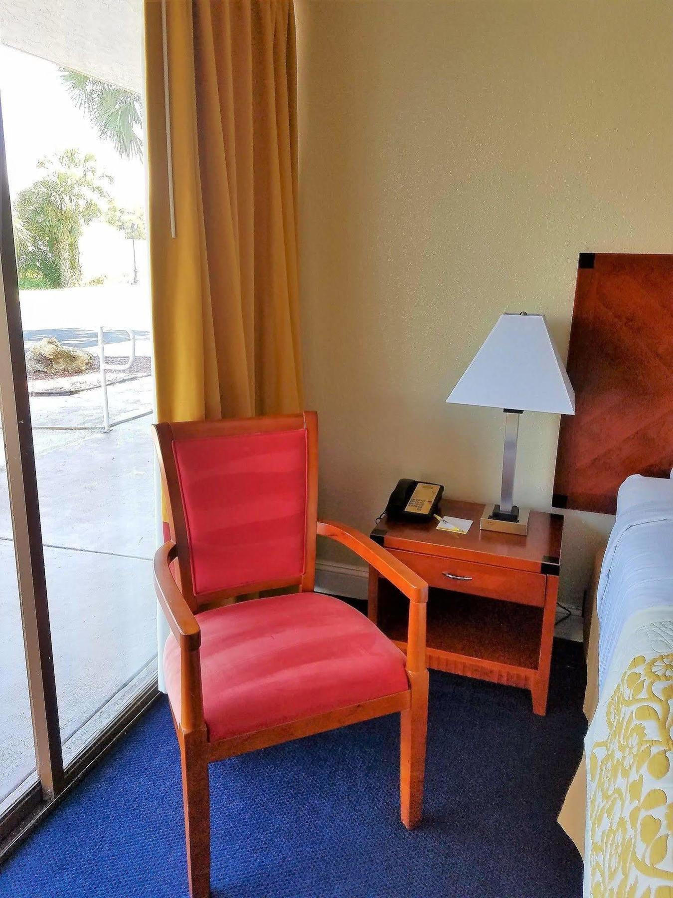 Days Inn & Suites By Wyndham Clermont Kültér fotó