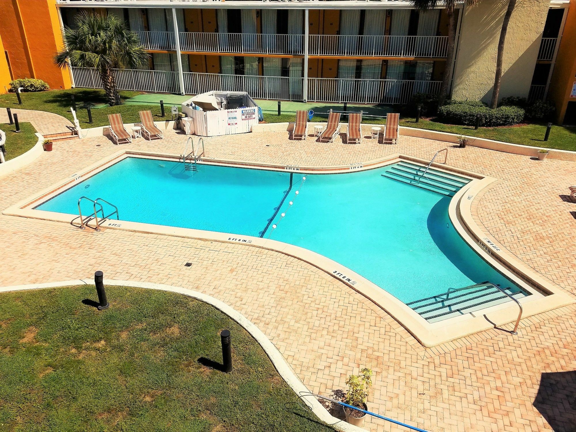 Days Inn & Suites By Wyndham Clermont Kültér fotó